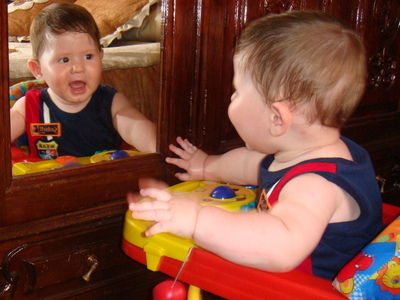 أرقبه بانبهار شديد!